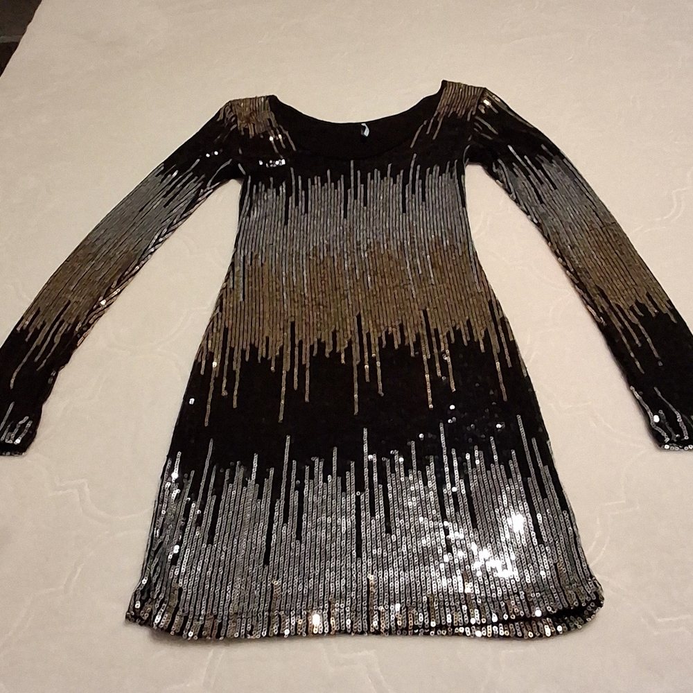 Stylish Black and Silver Kids Dress. Sequin Dress. Great For The Holidays.